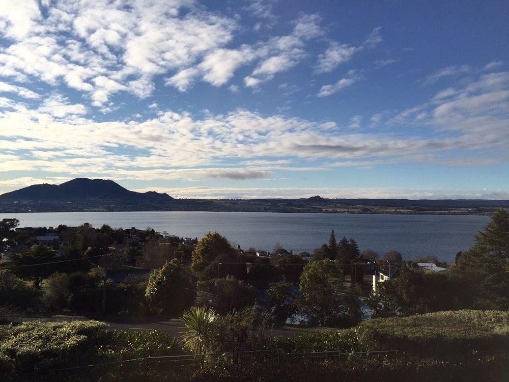 Tauhara Sunrise Lodge 타우포 호 외부 사진