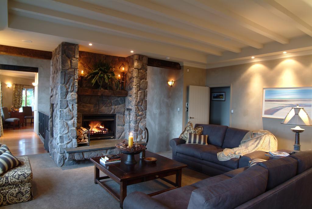 Tauhara Sunrise Lodge 타우포 호 외부 사진