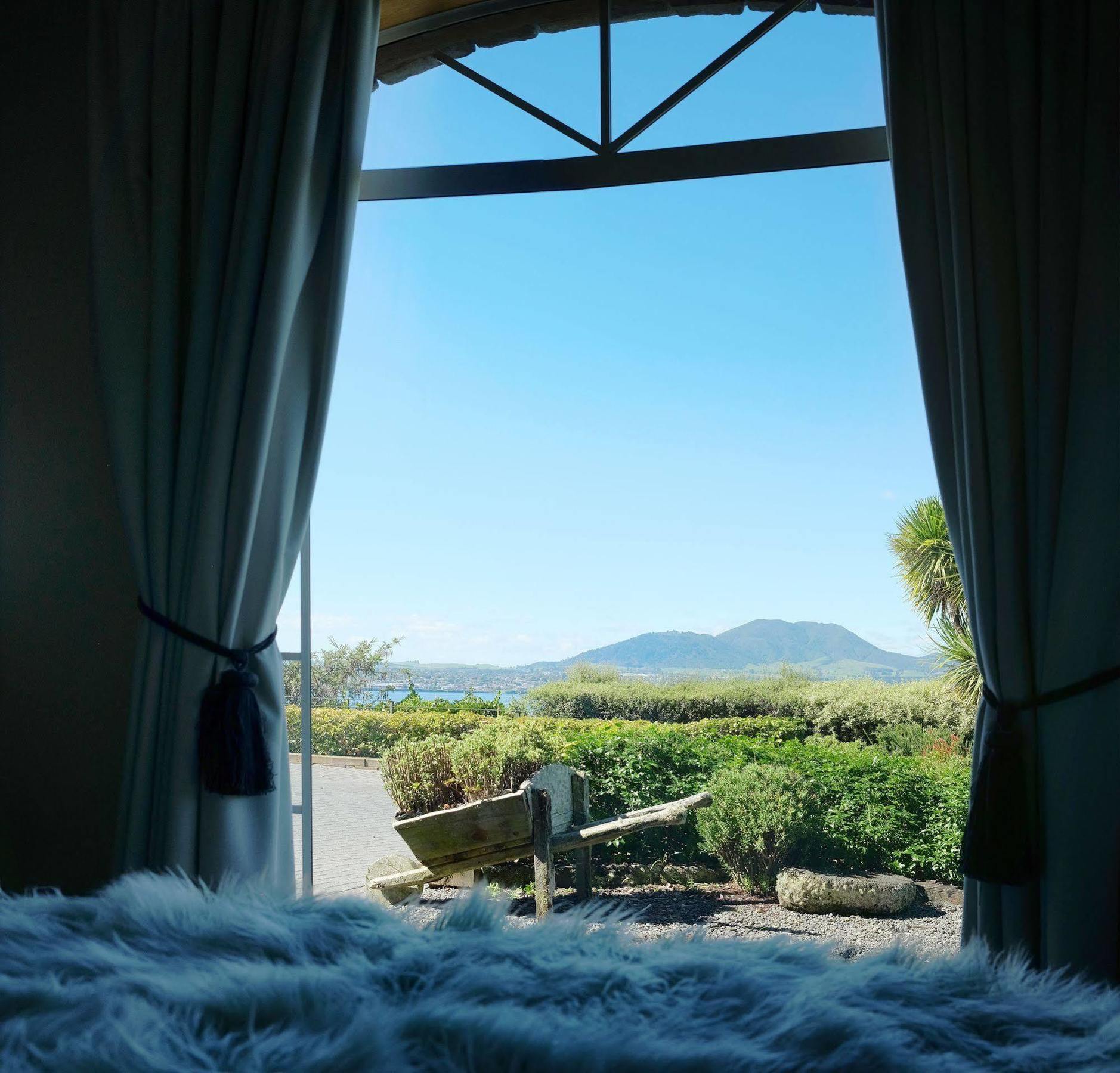 Tauhara Sunrise Lodge 타우포 호 외부 사진