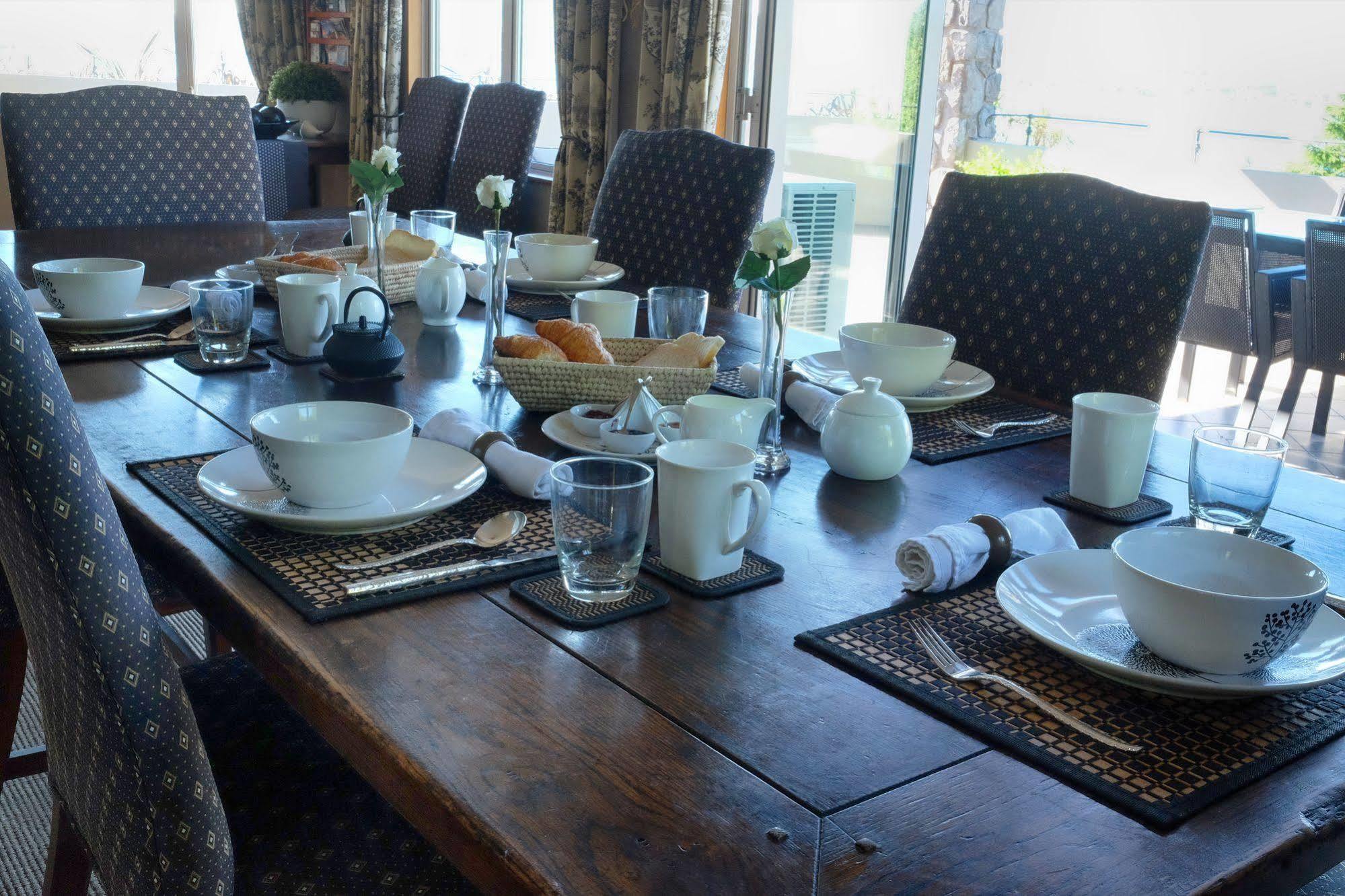 Tauhara Sunrise Lodge 타우포 호 외부 사진